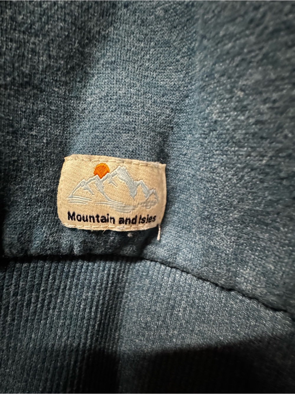 Mountain and Isles Women’s  Blue Graphic Crewneck Sweatshirt size large - Picture 4 of 5